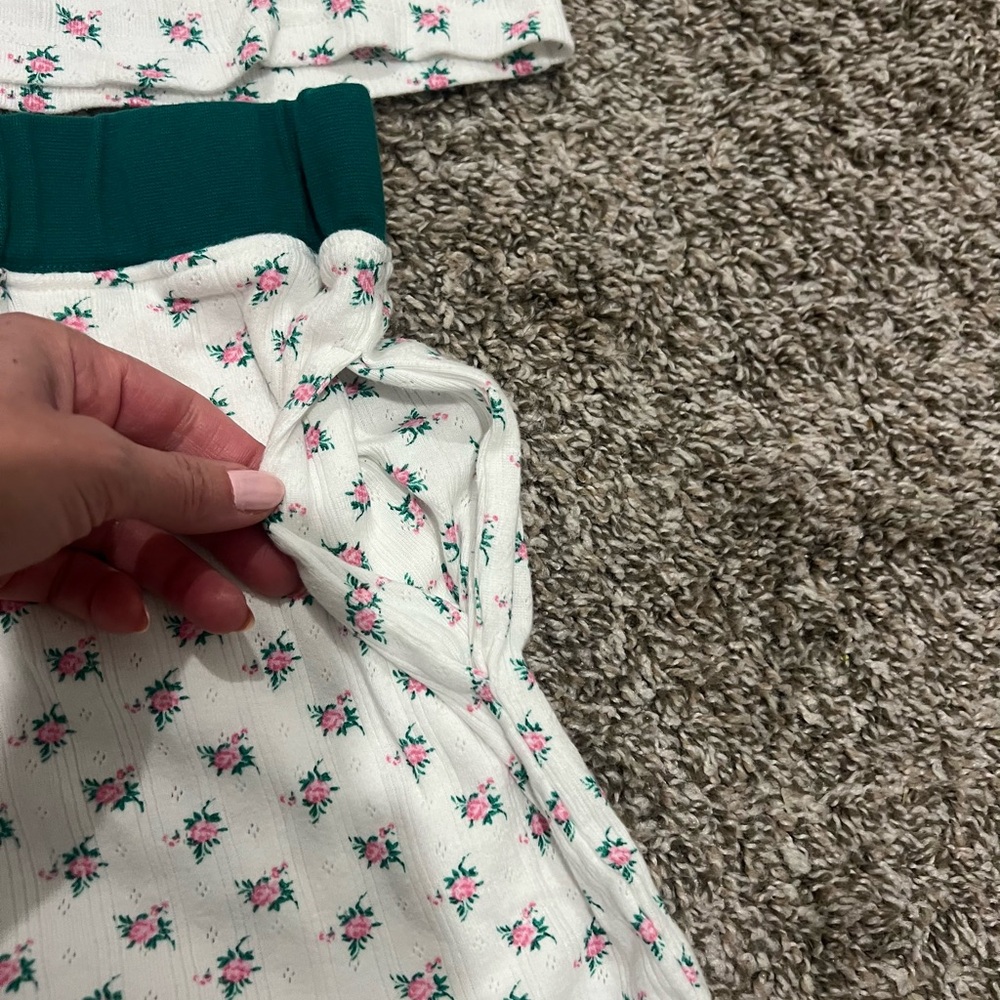 Women Floral Two-Piece Pajama Set - White with Green Trim - Picture 2 of 4